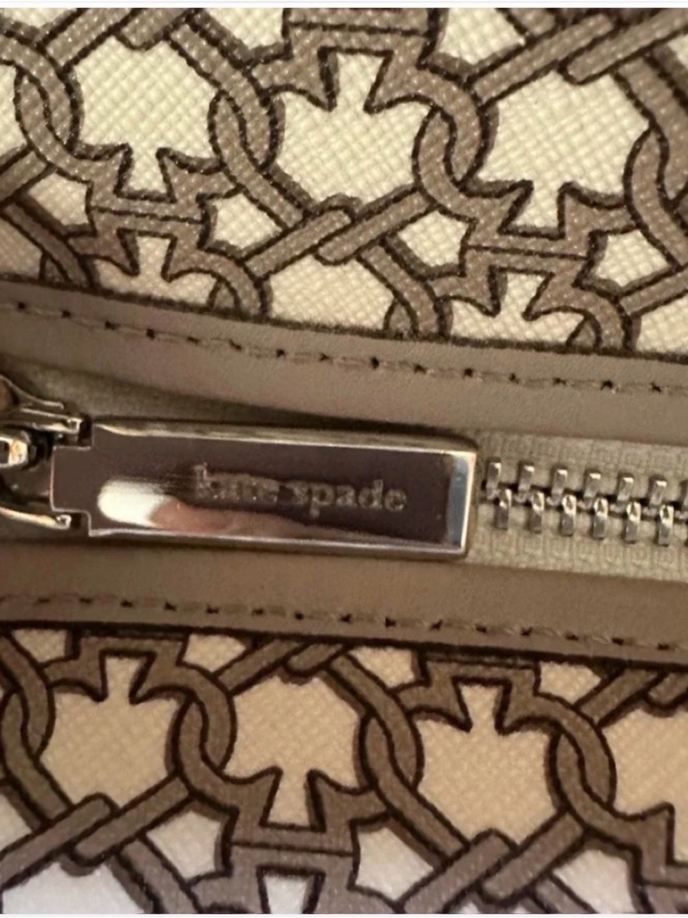 Kate Spade Large Tote - Picture 3 of 7